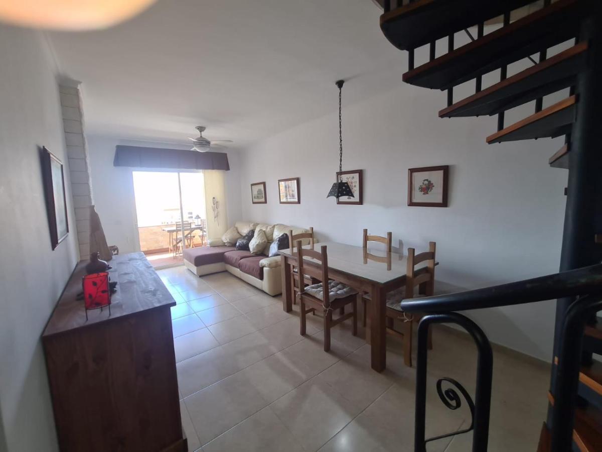 Carolina Suite Apartment กันเดลาเรีย ภายนอก รูปภาพ
